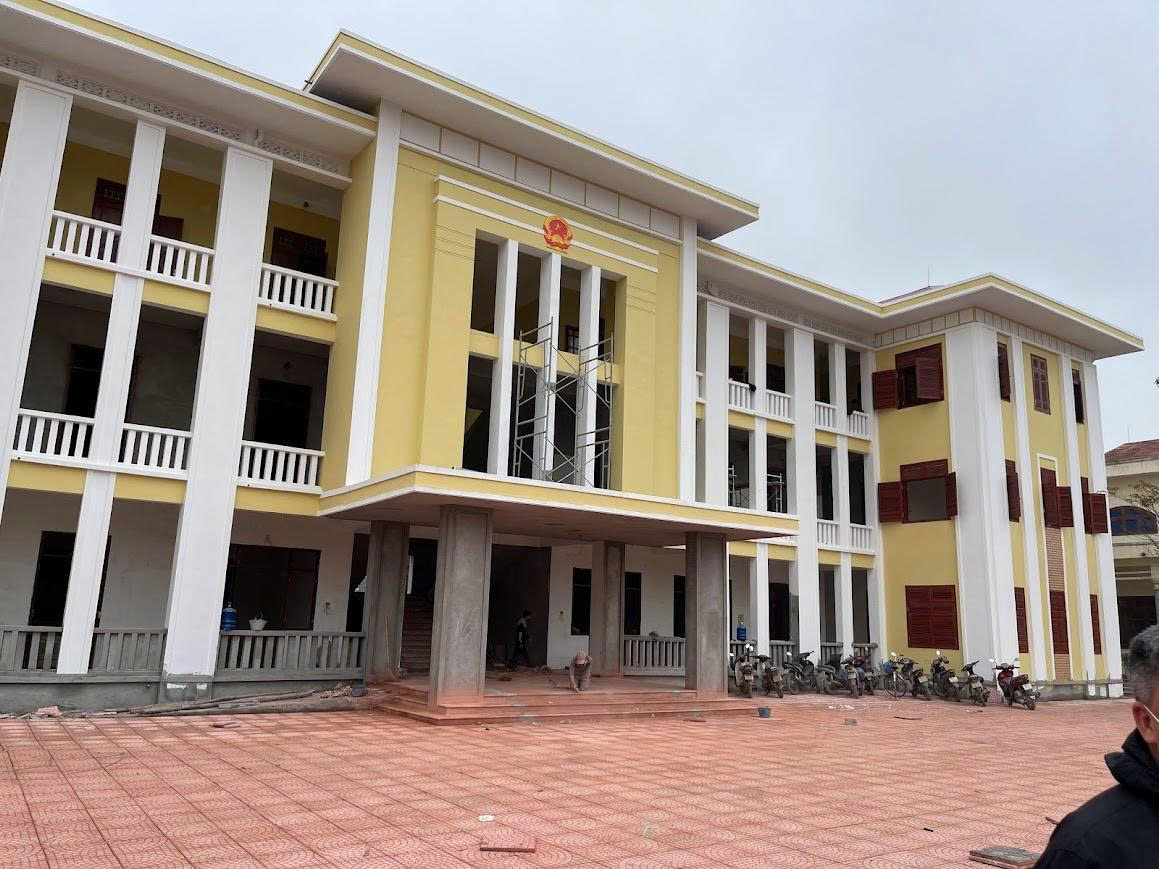 Trụ sở UBND xã Phú Lương